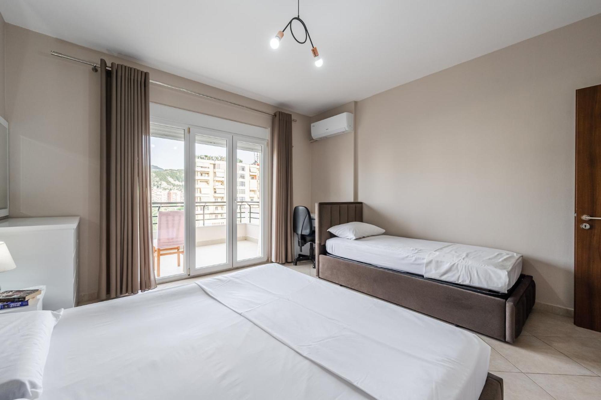 City Center Apartments By Kondo Stays Vlorë Exteriér fotografie