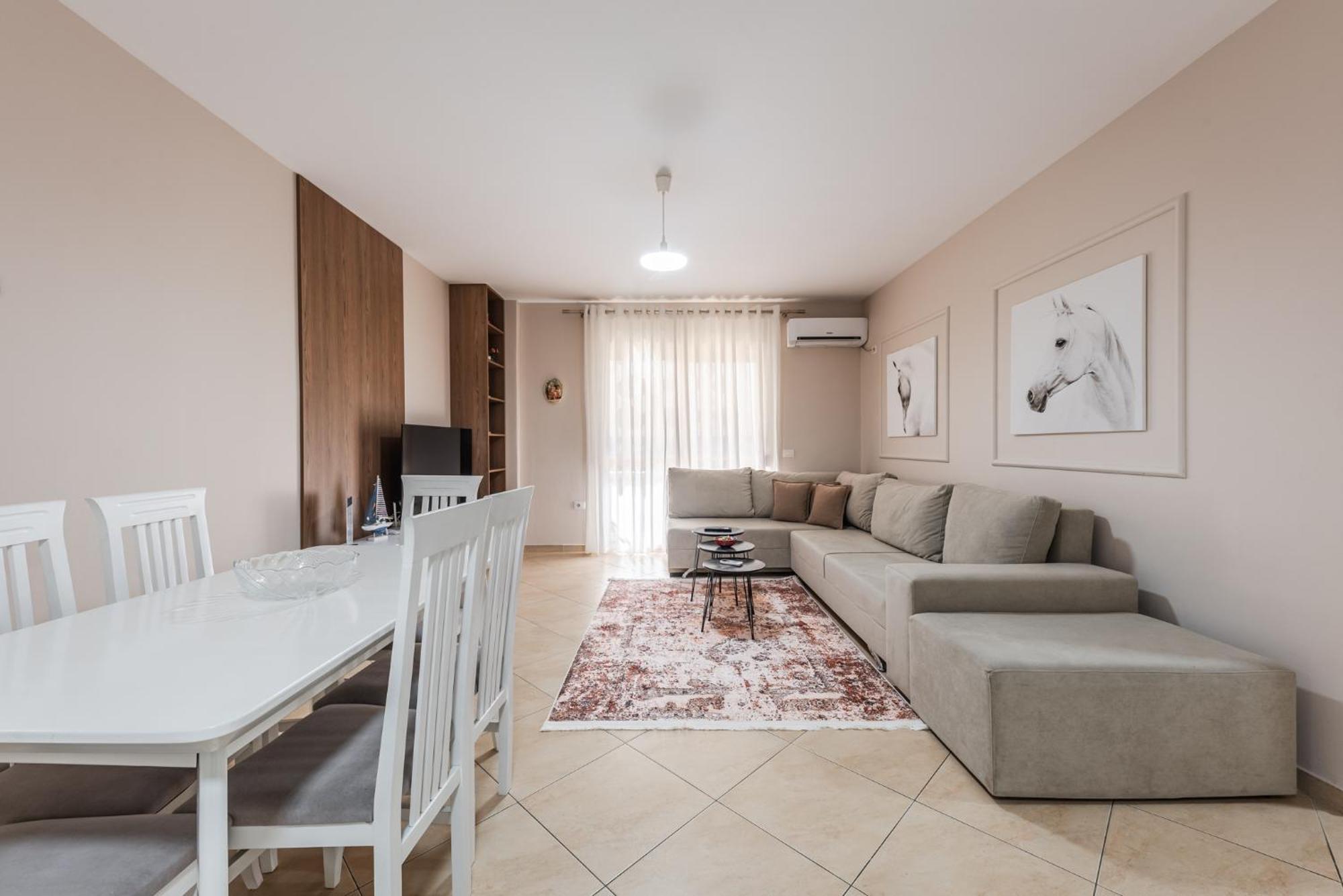 City Center Apartments By Kondo Stays Vlorë Exteriér fotografie