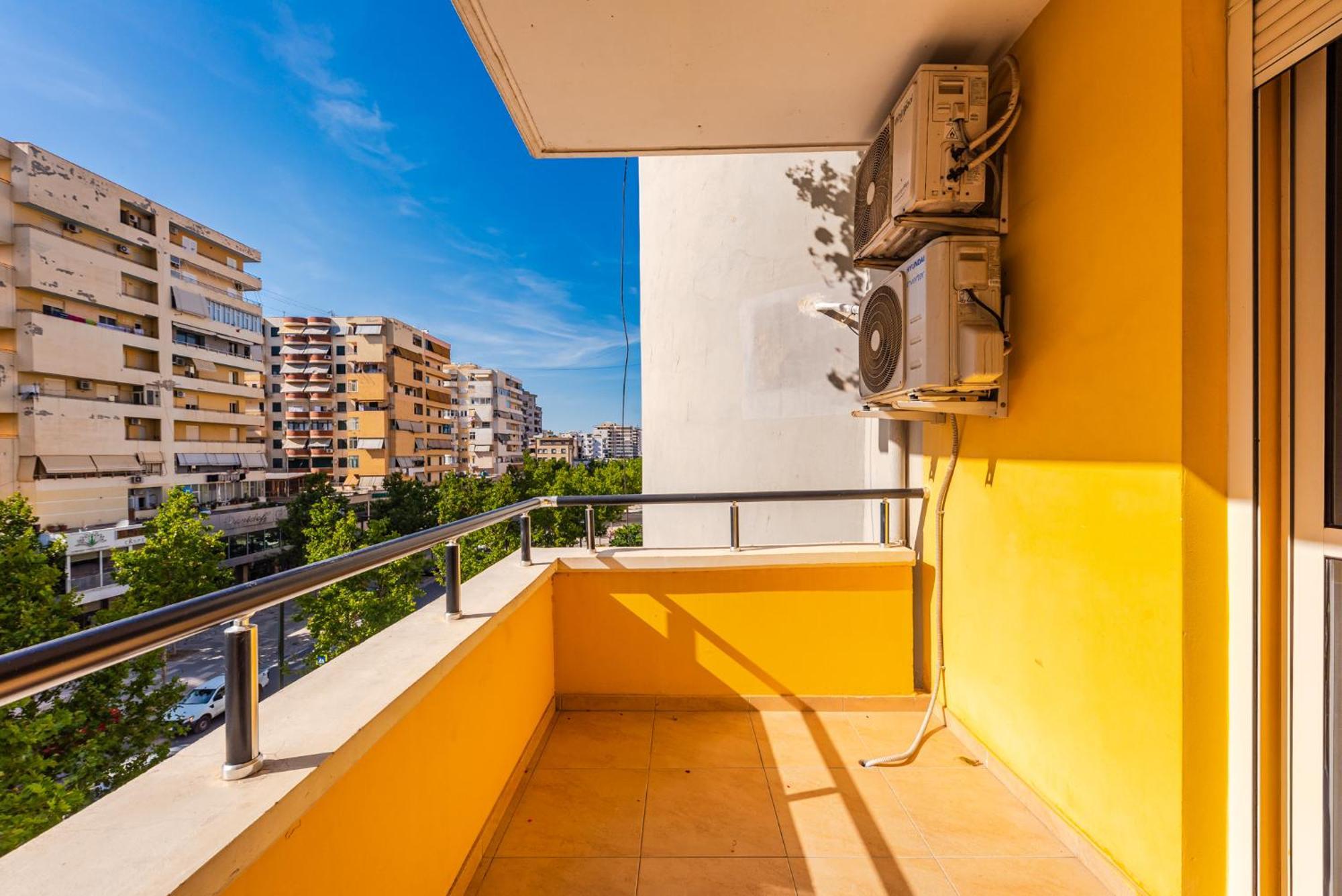 City Center Apartments By Kondo Stays Vlorë Exteriér fotografie